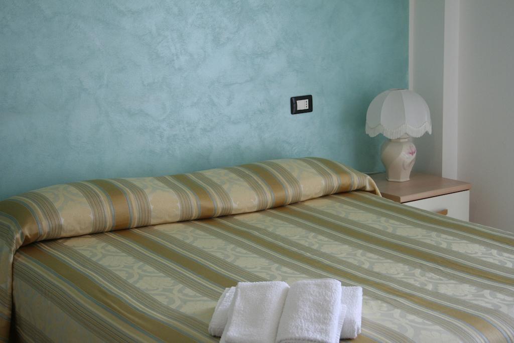 Bed And Breakfast Cirelli Scalea Cameră foto